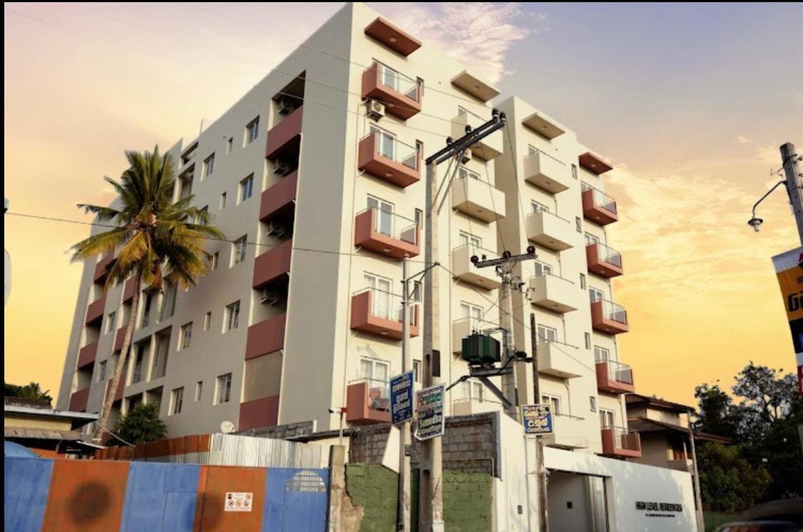 The Luxury Nest Apartment Maharagama Exterior foto